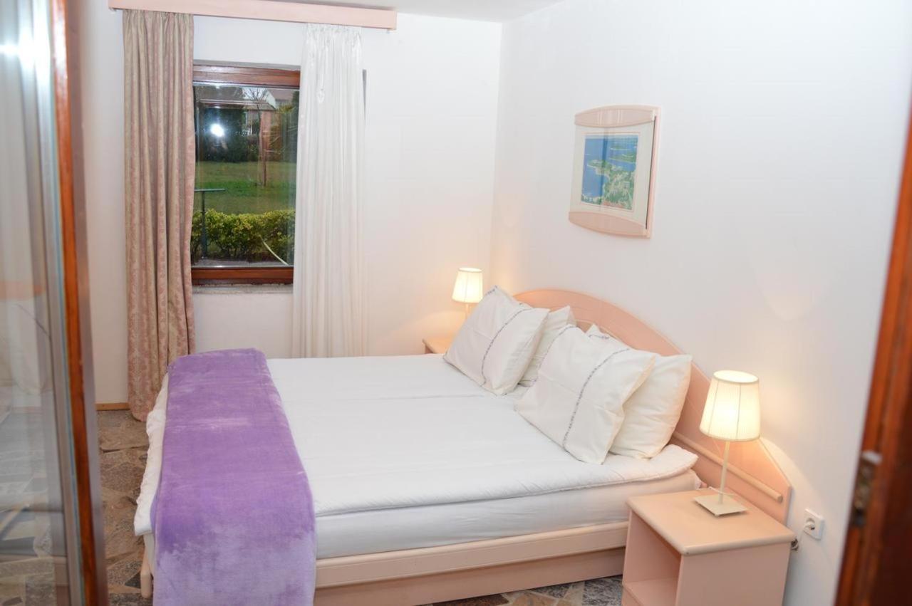 Apartments Agata Nova Vas  Zewnętrze zdjęcie